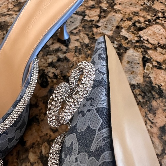 MACH & MACH Double Bow Floral Lace Pointed Toe Mule - Picture 13 of 13